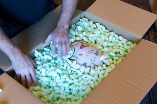 Packing glasses banner